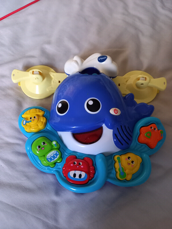 vtech bubble whale